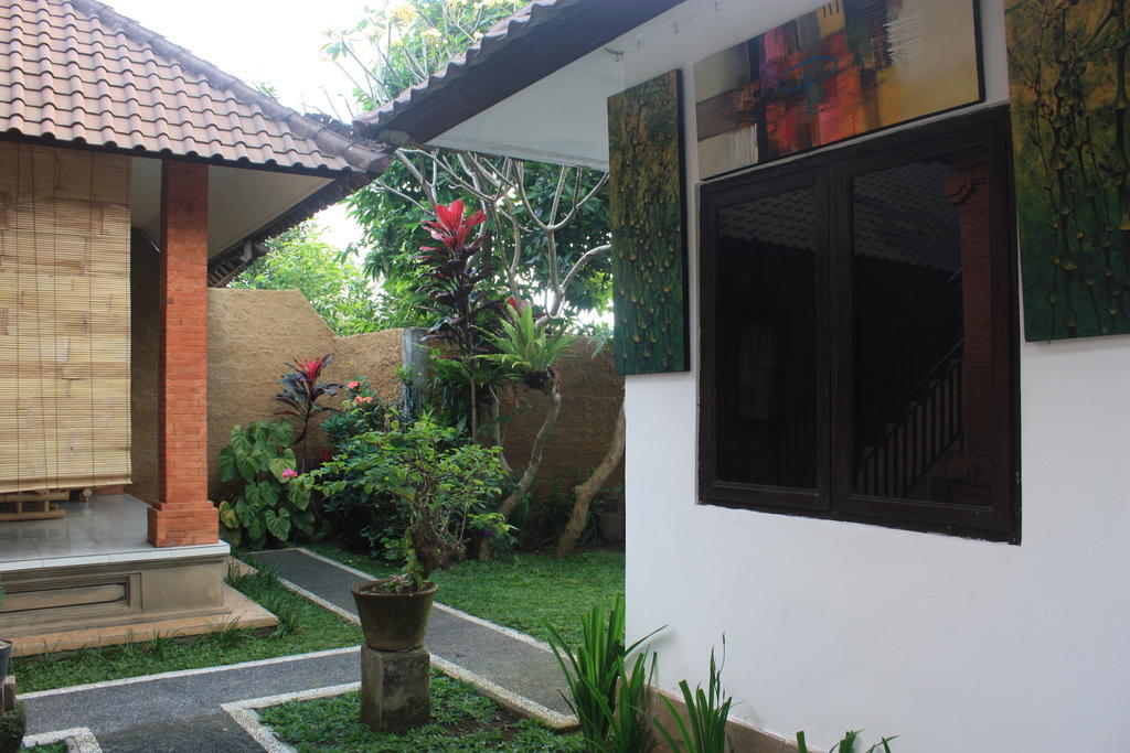 Santana Bali Home Stay Ubud Exterior foto